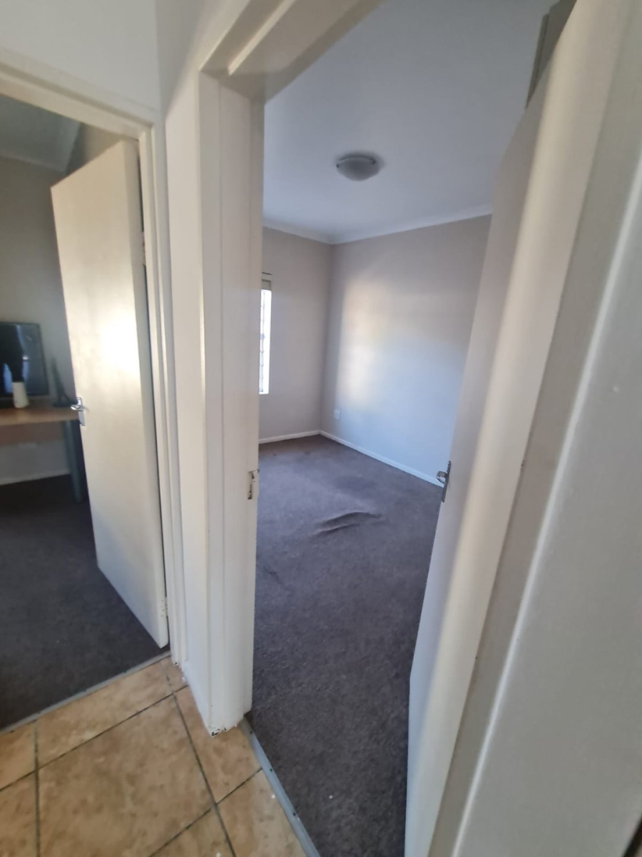 3 Bedroom Property for Sale in Silversands Western Cape